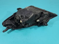 Reflektor prawy lampa przód Toyota Yaris III EUROPA