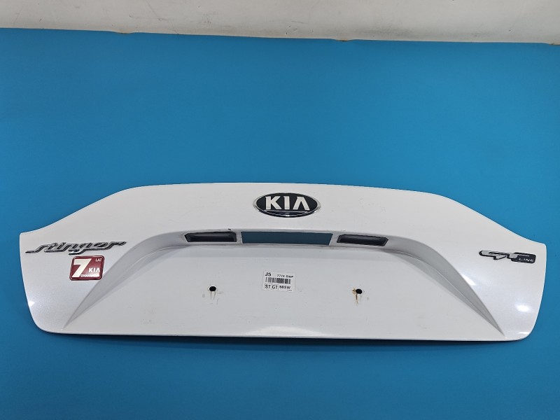Blenda tył klapy Kia Stinger SNOW WHITE PEARL