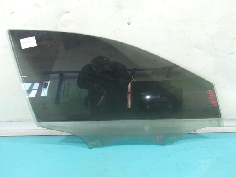 Szyba drzwi przód prawa INFINITI QX30 H15 16-19 HB