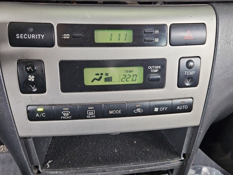 Konsola panel nawiewu Toyota Corolla E12 55411-1A240