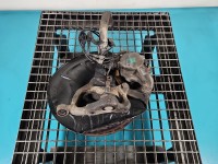 Zwrotnica prawa piasta przód 2.7 cdi Mercedes W211