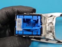 Przełącznik hamulca ręcznego Peugeot 3008 II 9810593577