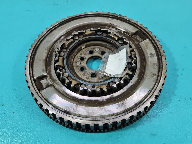 Dwumasa Koło dwumasowe Kia Ceed III 18-21 23200-08500 1.5 T-GDi