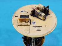 pompka Pompa paliwa Suzuki Sx4 I 06- 1.9 ddis 15100-79J50 Suzuki, 4-PIN Uszkodzony króciec.