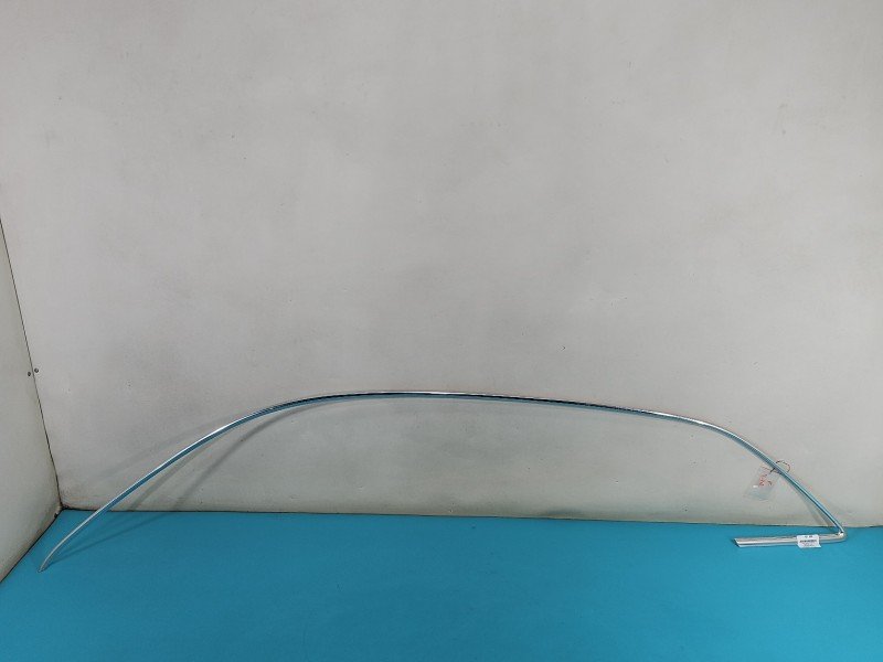 listwa nadwozia Audi Q3 8U0853703A Producent części: Audi, LISTWA KAROSERYJNA DACHOWA LEWA CHROM