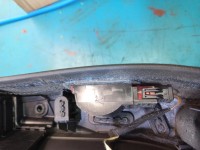 Zamek przód lewy Fiat Bravo II EUROPA Producent części: FIAT, Europejska, Uszkodzony plastik na lince. 5PIN