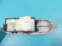 Przełącznik szyb Nissan Almera tino Funkcje: szyby EU 80961BU200