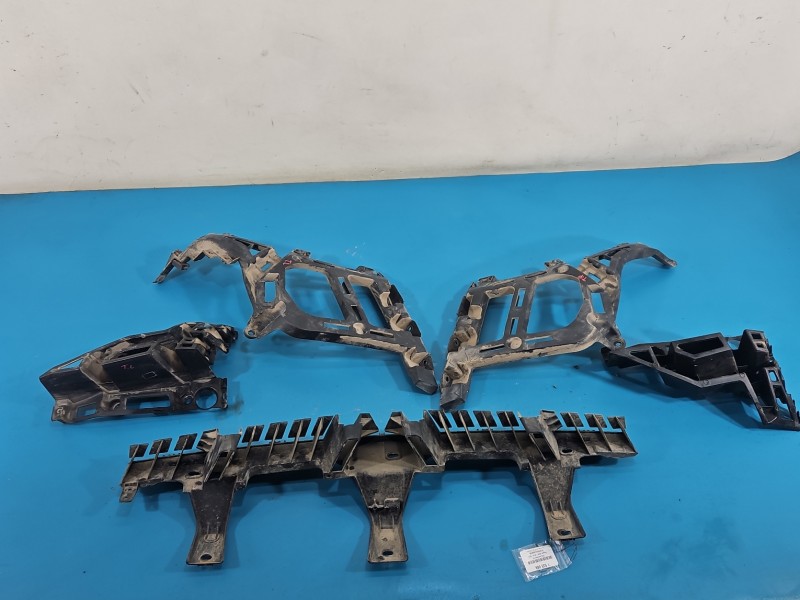 ŚLIZG ZDERZAKA Peugeot 3008 II