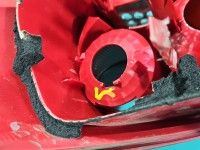 Lampa tył lewa Peugeot 206 HB Peugeot, Uszkodzone mocowanie wkładu , 03-08r, HB EUROPA