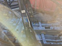 Próg prawy SŁUPEK ŚRODKOWY B Renault Clio IV 12-20 kombi 5d szary TEKPN