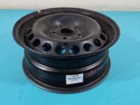 Felga stalowa 15" Audi A4 B5 Średnica felgi: 15", Szerokość felgi: 6.0", Rozstaw śrub: 5x112, Producent felg: Audi, R15 6J...