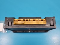 Konsola panel nawiewu Audi A3 8L 8L0820043B