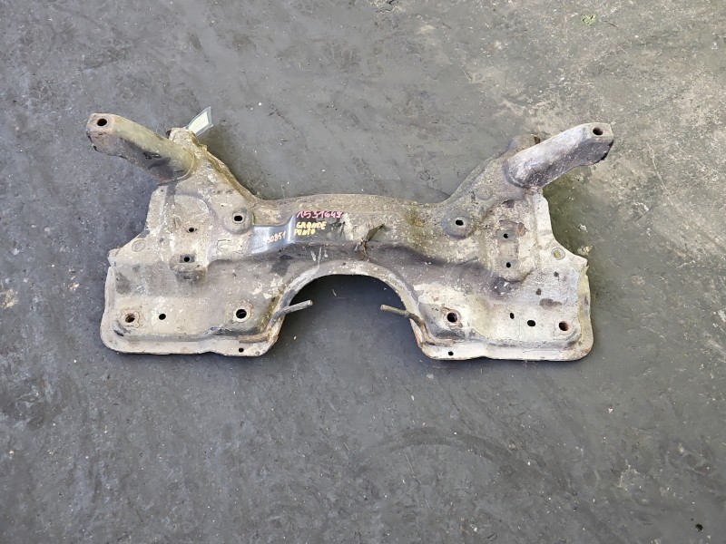 WÓZEK KOŁYSKA TRAWERS Sanki Belka silnika Fiat Grande Punto 1.4 8v wiel