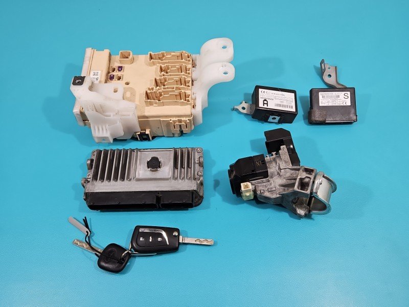 Komputer Sterownik silnika 89666-02860 Toyota Corolla E16 E18 13- 1.6 16V Komputer Sterownik silnika 89666-02860 Toyota Corolla E16 E18 13- 1.6 16V