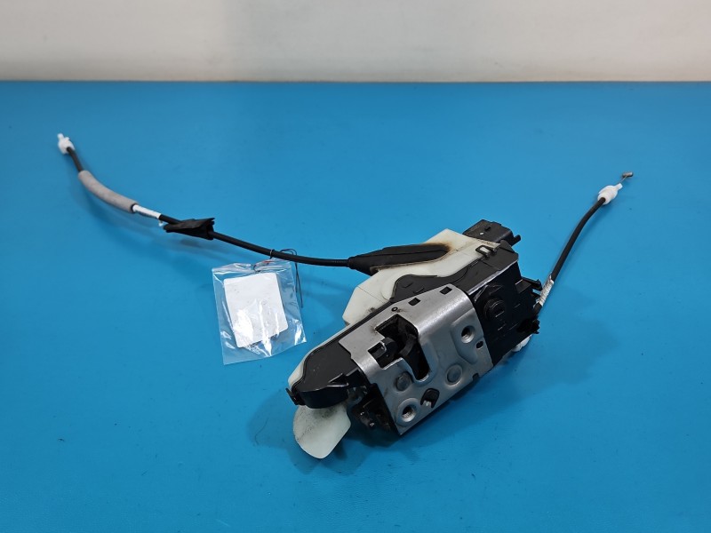 Zamek przód lewy Peugeot 2008 I 13-19 EUROPA 6pin 9812500880