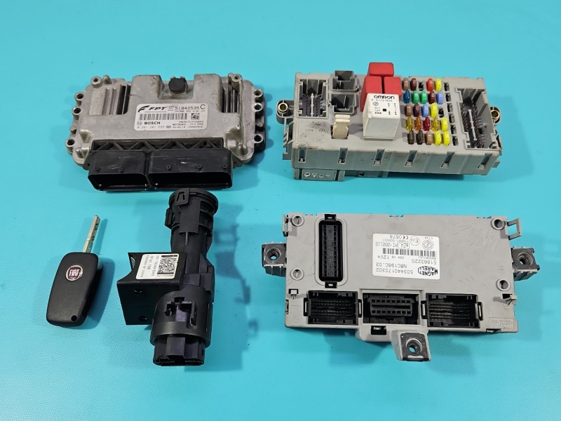 Komputer Sterownik silnika 51842535C, 0261201688 Fiat Bravo II 1.4 T