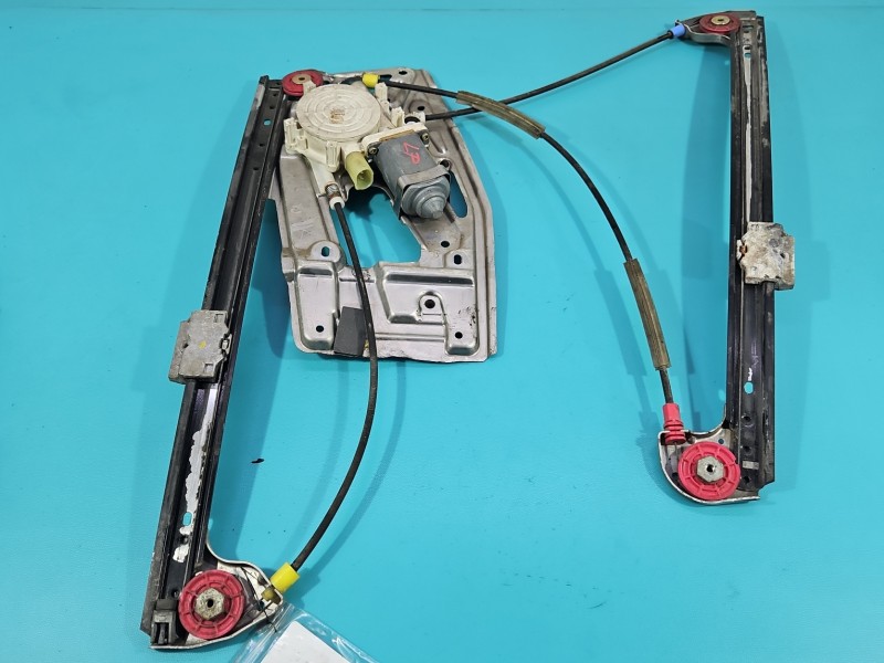 Podnośnik przód lewy Bmw e39 8360511 4d sedan