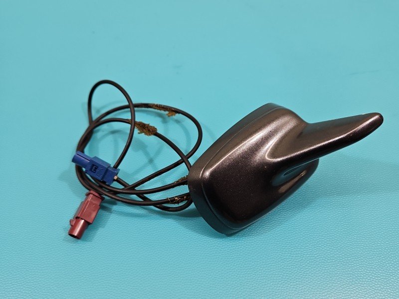 Antena Audi A8 D3 4E0035503R Antena Audi A8 D3 4E0035503R