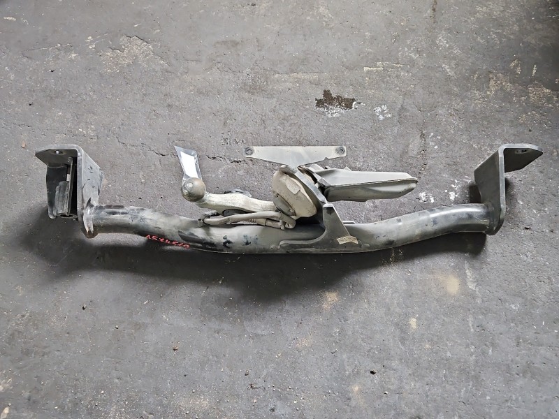 Hak holowniczy BMW iX1 U11