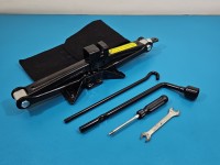 lewarek Podnośnik samochodowy trapezowy Kia Sportage III 10-15