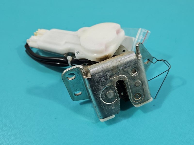 Zamek klapy tył Suzuki Sx4 S-Cross 13-21 HB Suzuki, 3pin