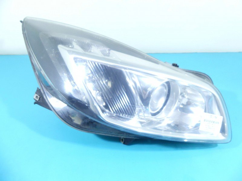 Reflektor prawy lampa przód Opel Insignia A 08-17 EUROPA