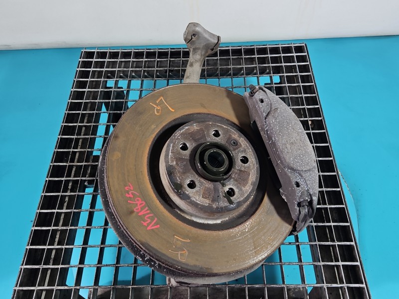 Zwrotnica lewa piasta przód 3.0 tfsi AUDI Q5 08-