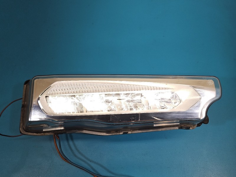 Halogen prawy BMW X3 G01 7412528