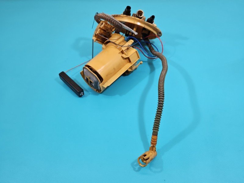 pompka Pompa paliwa Opel Vectra C 1.9 cdti pompka Pompa paliwa Opel Vectra C 1.9 cdti