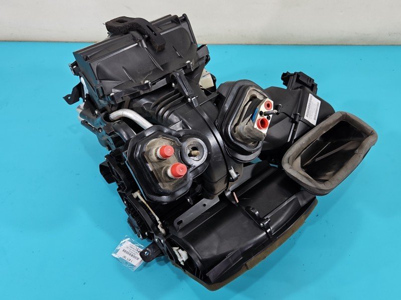 Nagrzewnica Ford Transit Courier 14-23 Nagrzewnica Ford Transit Courier 14-23