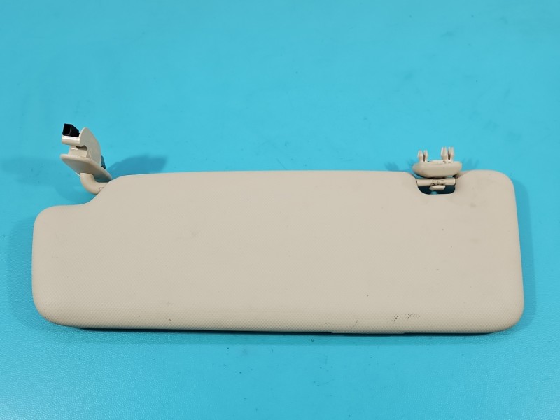 Przesłonka prawa Audi A5 8T DASZEK osłona przeciwsłoneczna