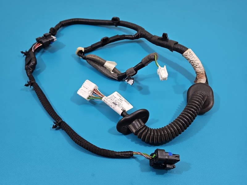 Instalacja Wiązka drzwi tył prawych Renault Kadjar 241263645R