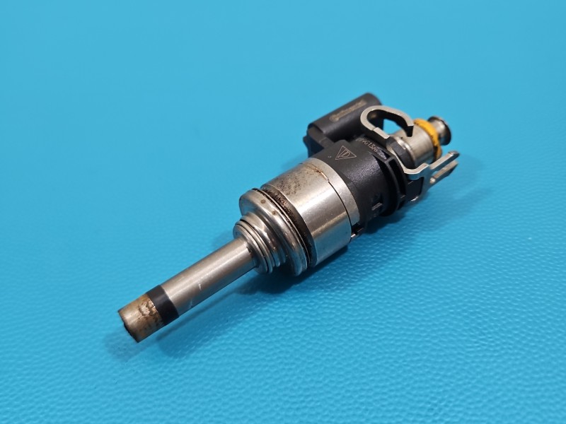 Wtryskiwacz Porsche Panamera I 970 94611012860 3.0 v6 (CWD)