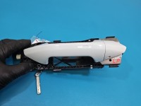 Klamka przód lewa zewnętrzna Skoda Octavia IV 8V0837885