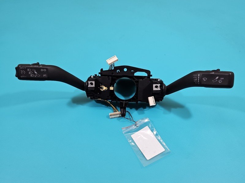 Przełącznik zespolony Vw Jetta VI 1K5953507T, 1K5953513K Przełącznik zespolony Vw Jetta VI 1K5953507T, 1K5953513K