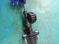 Pompka sprzęgłowa Opel Astra IV J 55561915 1.4 16V (A14XER)