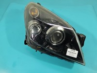 Reflektor prawy lampa przód Opel Astra III H EUROPA 93190391