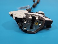 Zamek przód prawy Honda CR-V V 16- EUROPA 6pin, uszkodzona plastikowa obudowa