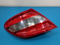 Lampa tył lewa błotnika Mercedes W204 sedan EUROPA 2048202964