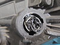 Reflektor prawy lampa przód Opel Corsa E EUROPA 13381336