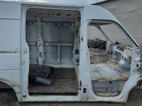 Próg prawy SŁUPEK ŚRODKOWY B Renault Master III 10-19 HB 5d biały