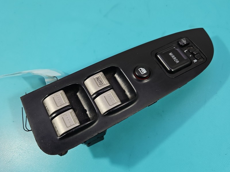 Przełącznik szyb Honda CR-V II 35750-S9A-416-M1 Producent części: Honda EU