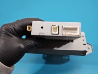 Wyświetlacz Toyota Avensis II T25 86110-05020 monitor