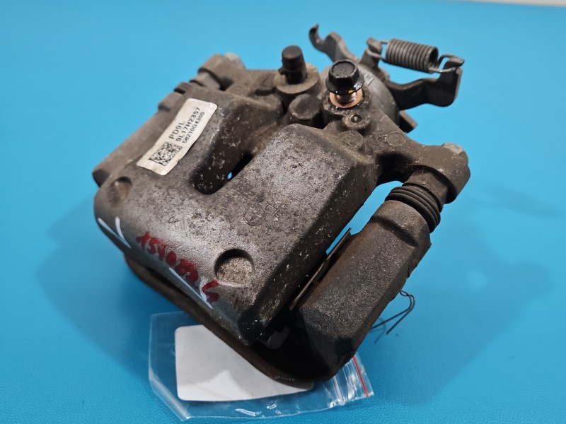 Zacisk tył lewy Kia Ceed III 18-21 1.5 T-GDi HB