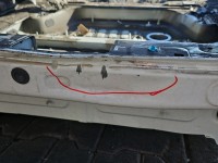 Pas tylny podłoga wanna bagażnika Mercedes W177 sedan