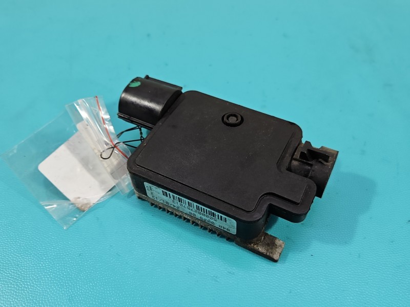 Przekaźnik wentylatorów wentylatora Ford Focus Mk3 940002906