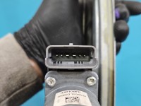 Podnośnik przód prawy SZYBY WINDA CITROEN DS4 15-20 Producent części: DS, Europejska, 6pin. Lekkie pęknięcie mocowania szyby...