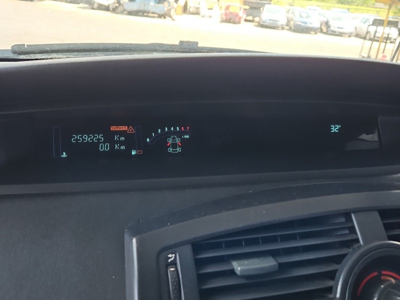 Licznik Renault Scenic II 1.6 16V P8200365607D EUROPA