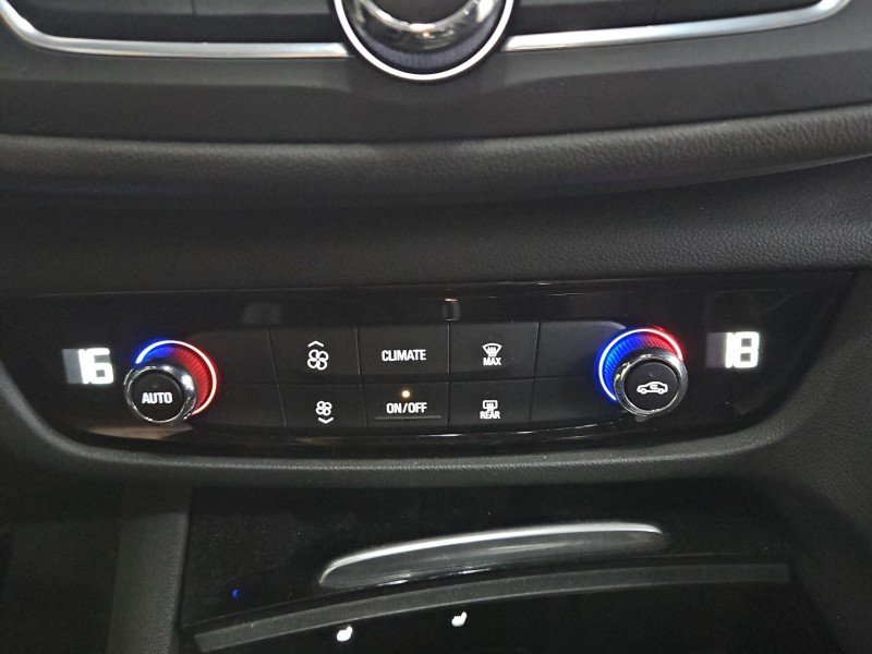 Konsola panel nawiewu Opel Insignia B 39177120