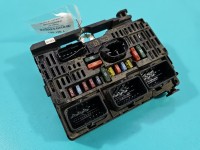 Sterownik moduł Peugeot, Europejska, uszkodzone mocowania, uszkodzone dwie obudowy wtyczki bsm Peugeot 407 9656005580,...